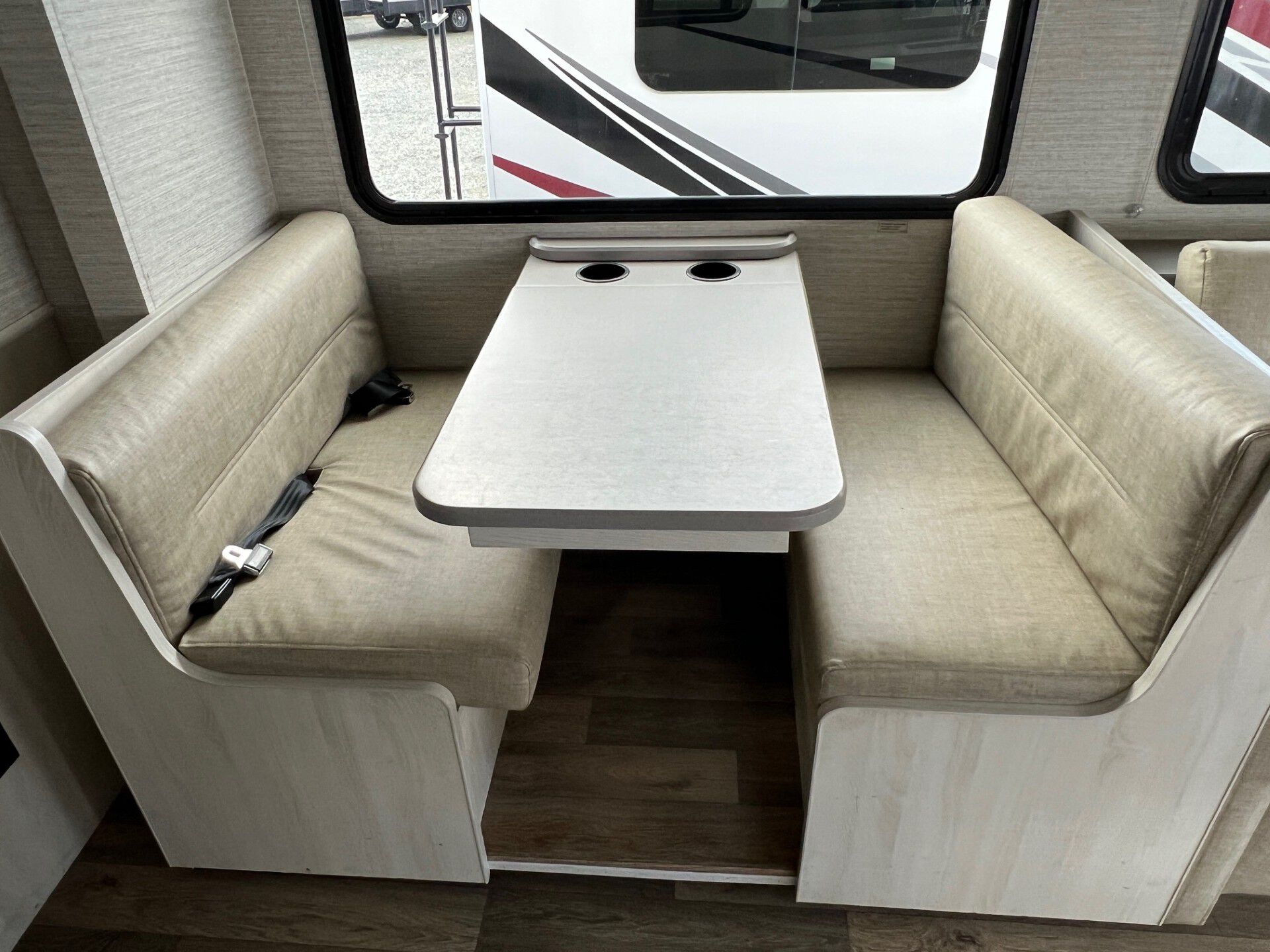 2020 WINNEBAGO INTENT 30R*19, , hi-res image number 8